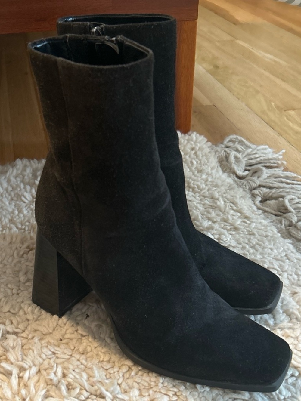 Sam Edelman Black Suede Block Heel Ankle Boots - Women